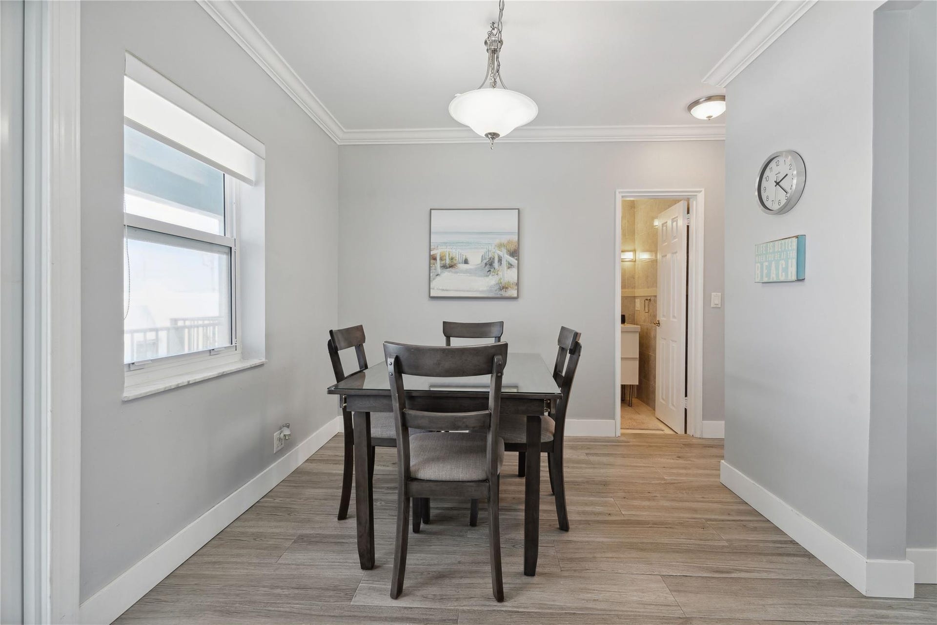 315 Van Buren Street, #205B, Hollywood, FL 33019 Dining is separate from living and open to kitchen