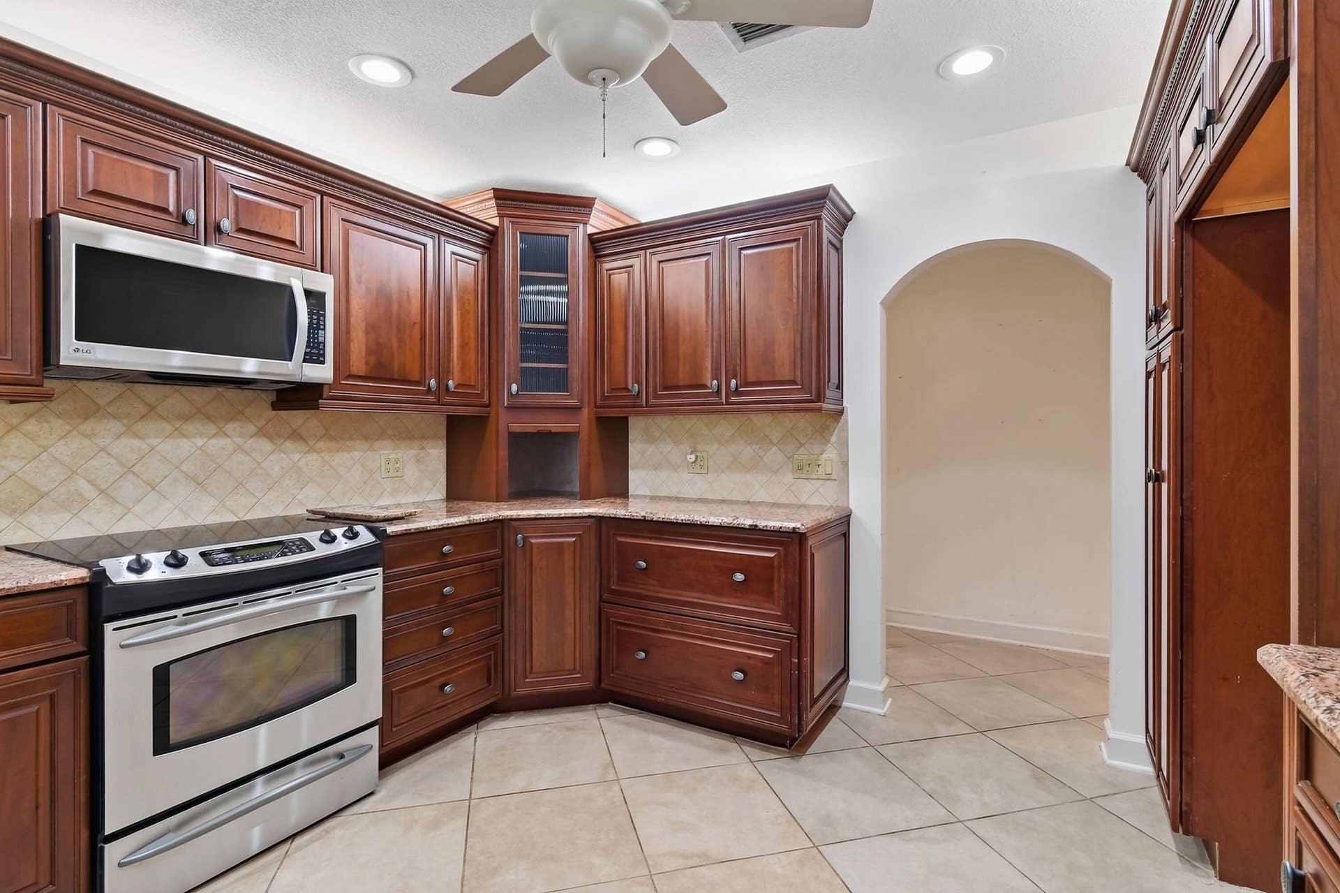 11453 SHADY OAKS Lane, North Palm Beach, FL 33408 11453ShadyOaksLane(23)