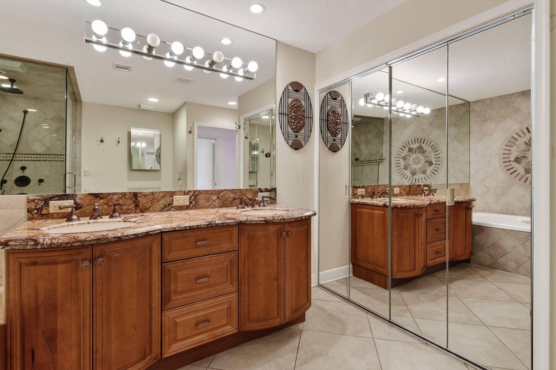 11453 SHADY OAKS Lane, North Palm Beach, FL 33408 11453ShadyOaksLane(40)