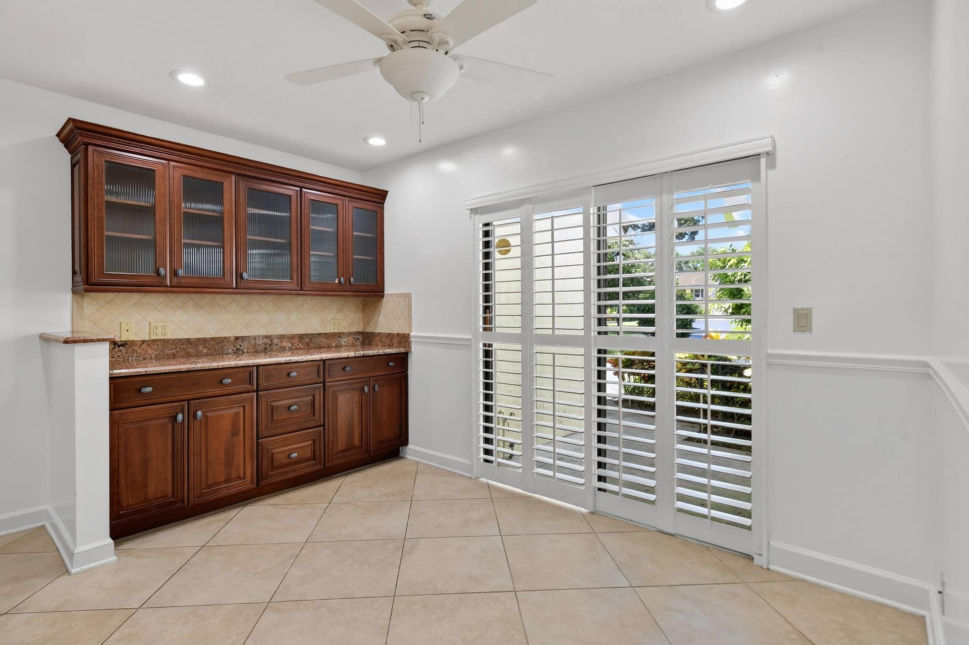 11453 SHADY OAKS Lane, North Palm Beach, FL 33408 11453ShadyOaksLane(27)