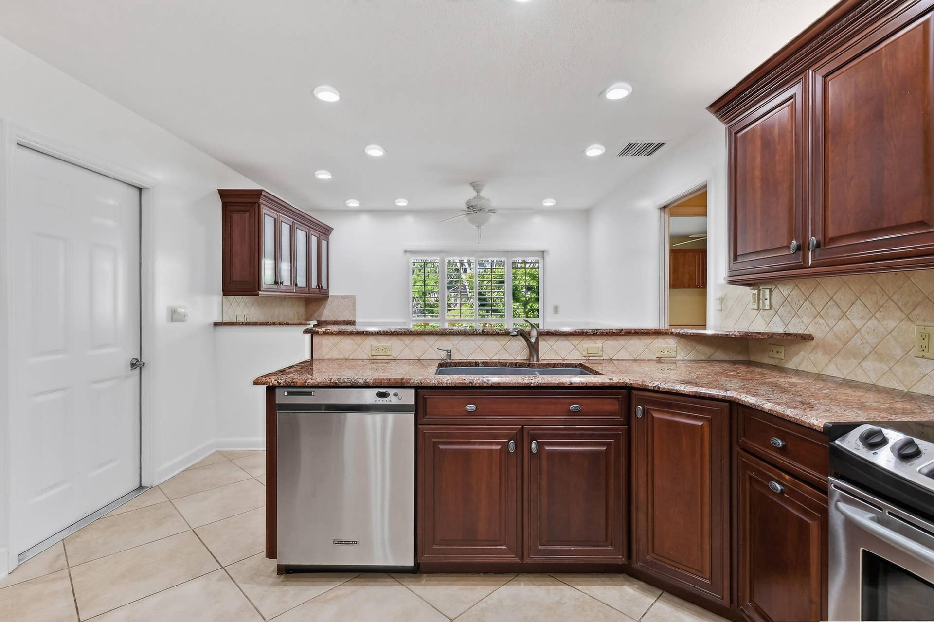 11453 SHADY OAKS Lane, North Palm Beach, FL 33408 11453ShadyOaksLane(22)
