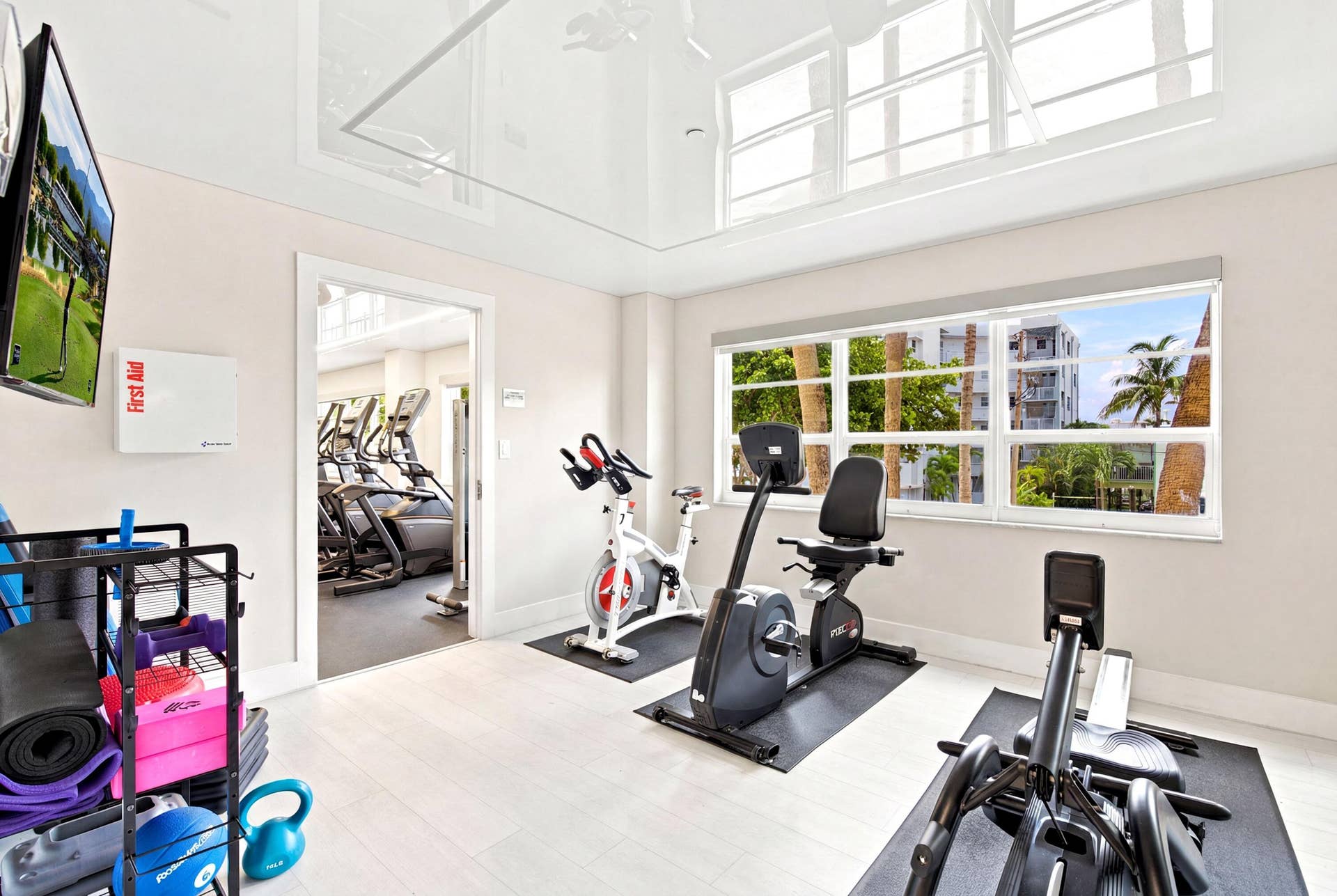 340 Sunset Drive, #1502, Fort Lauderdale, FL 33301 051_00051_217