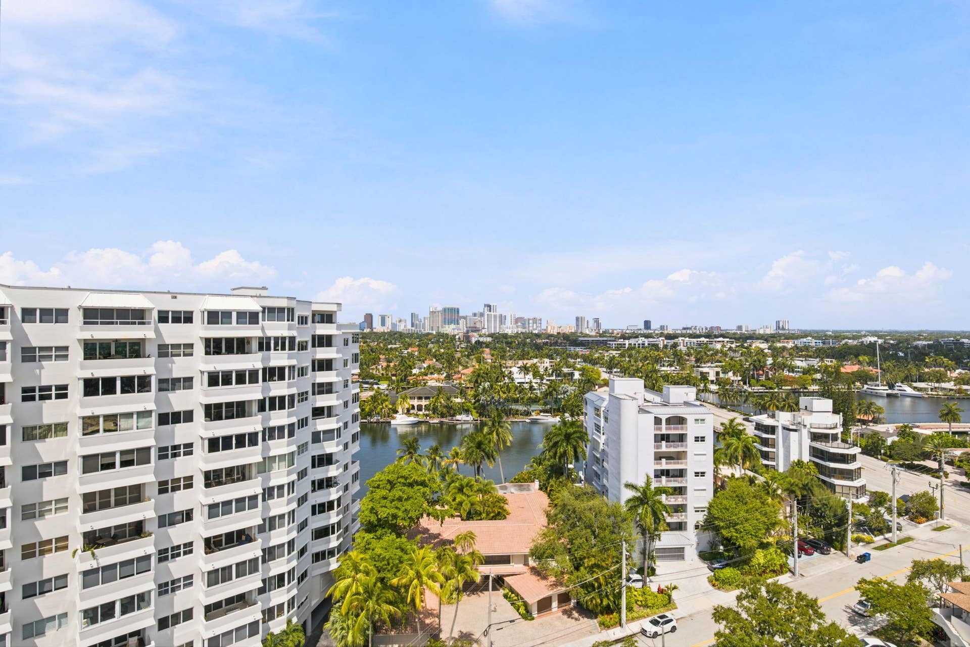 340 Sunset Drive, #1502, Fort Lauderdale, FL 33301 030_00030_296