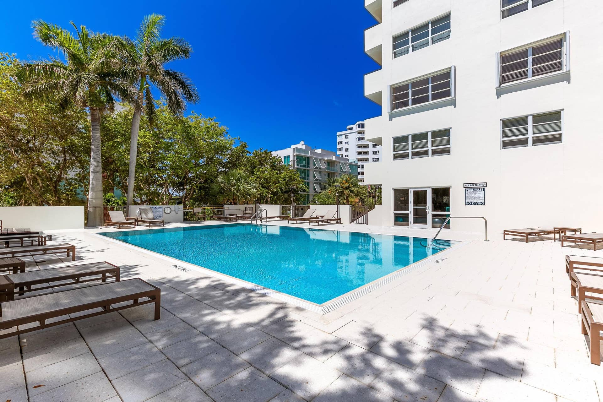 340 Sunset Drive, #1502, Fort Lauderdale, FL 33301 043_00043_745