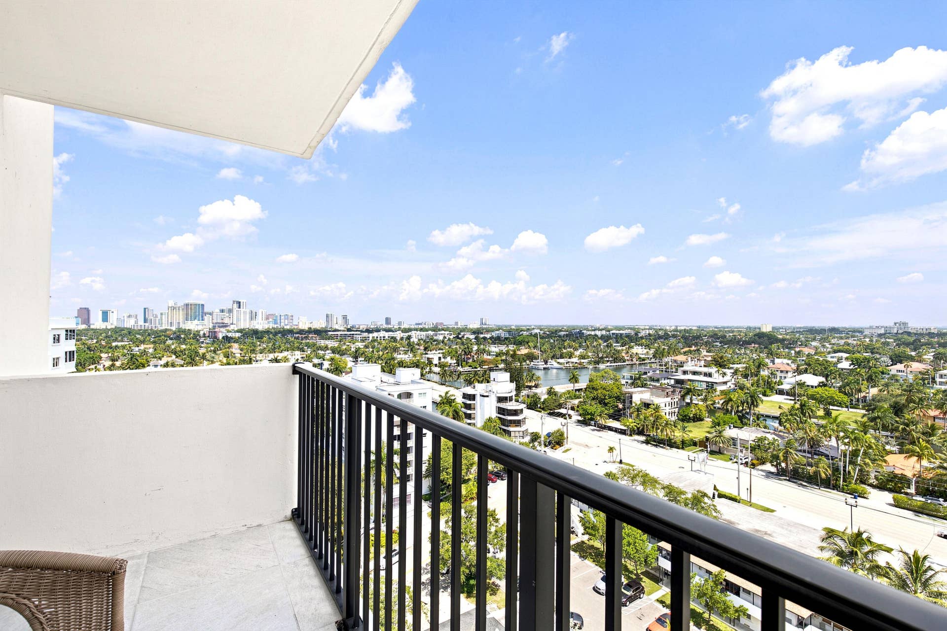 340 Sunset Drive, #1502, Fort Lauderdale, FL 33301 029_00029_831