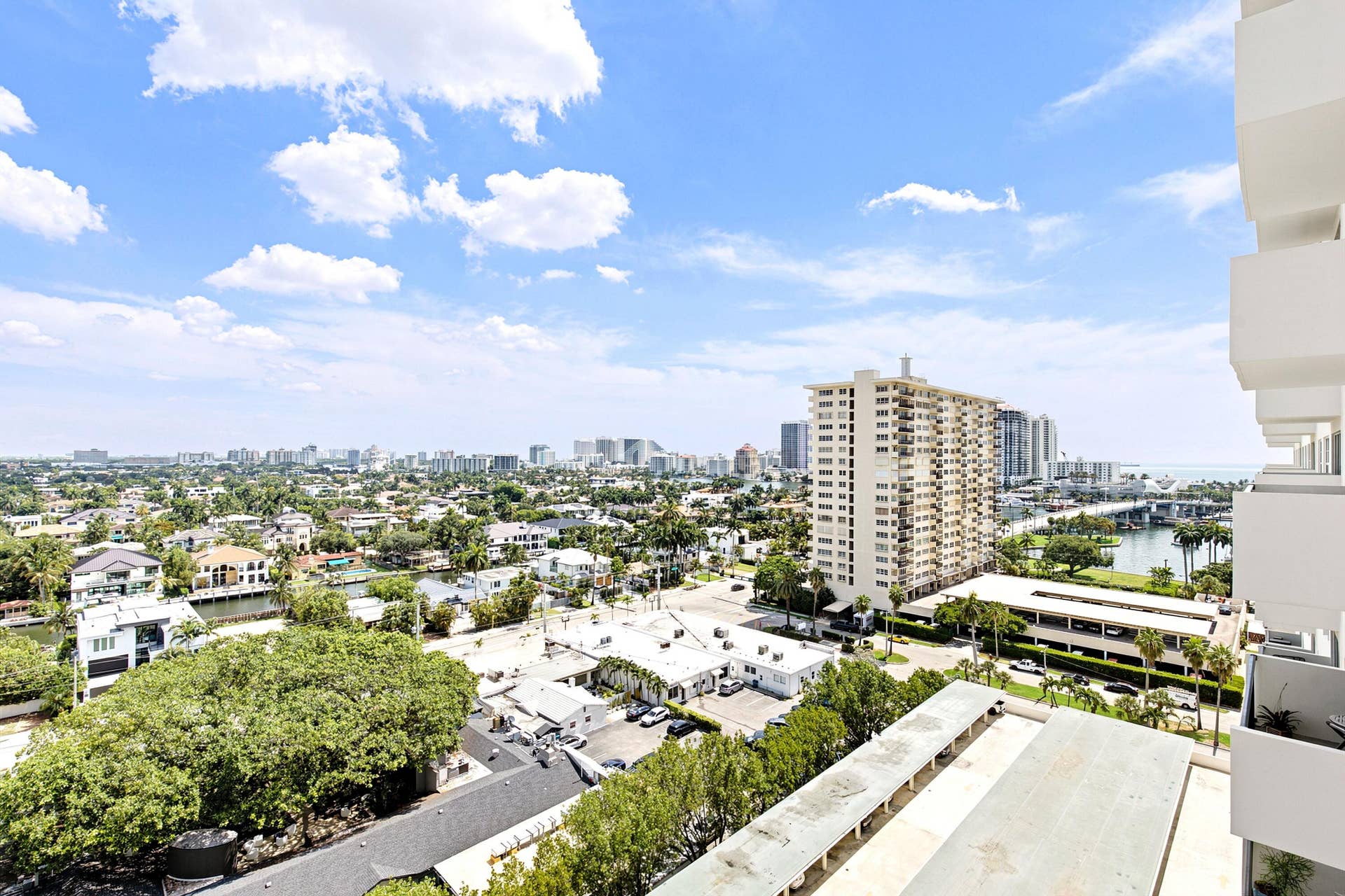 340 Sunset Drive, #1502, Fort Lauderdale, FL 33301 027_00027_954