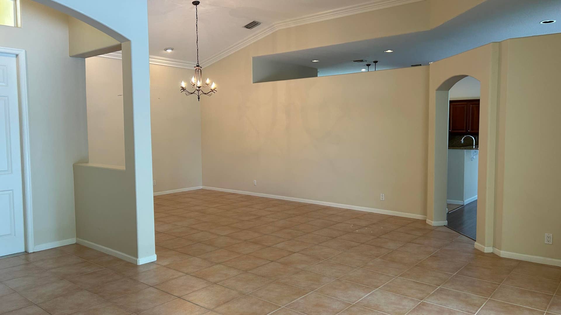 8192 NW 42nd Street, Coral Springs, Coral Springs, FL 33065 Dining
