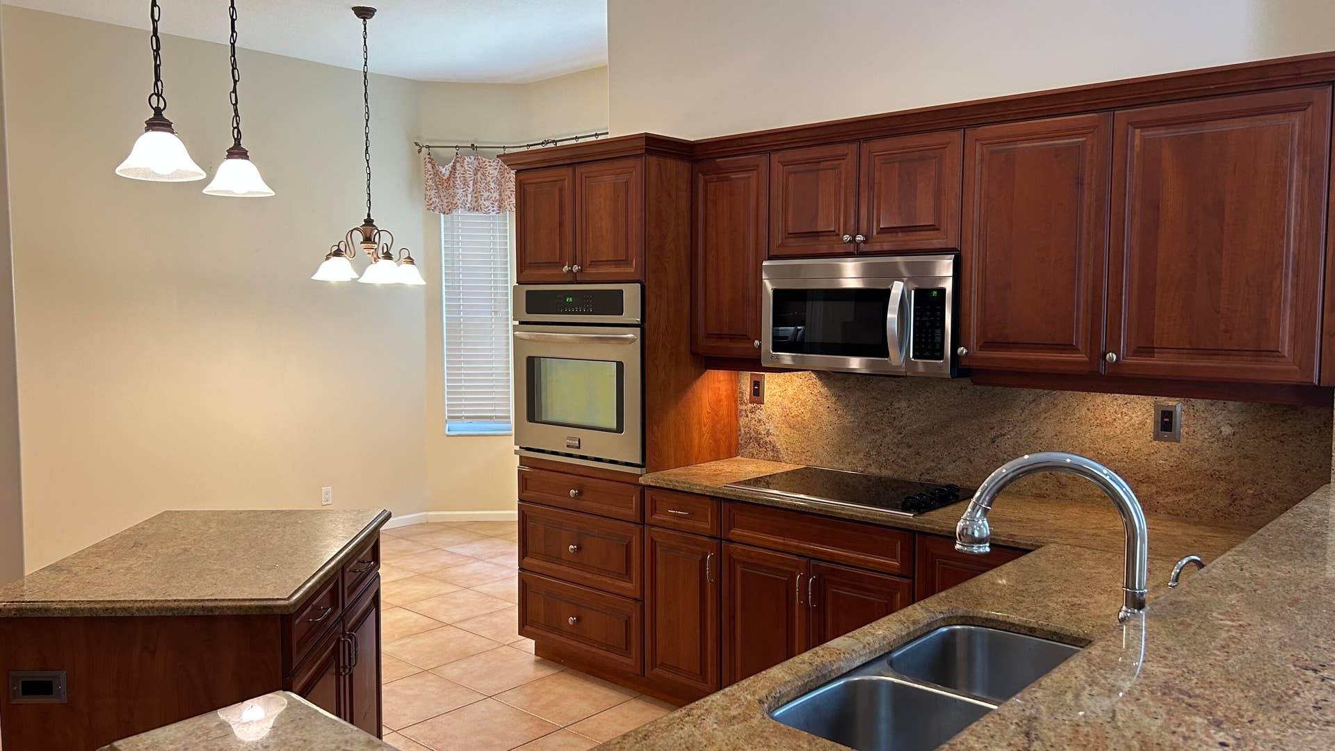 8192 NW 42nd Street, Coral Springs, Coral Springs, FL 33065 Kitchen
