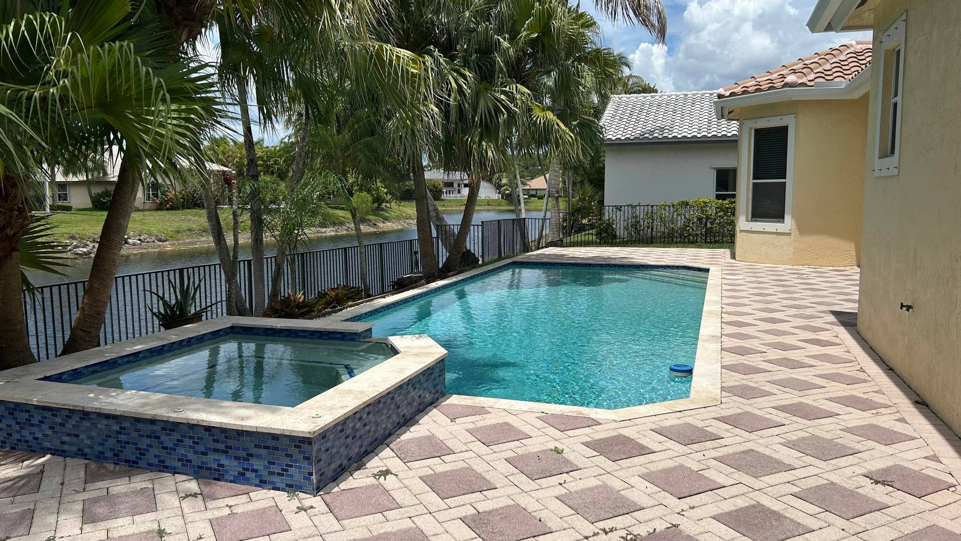 8192 NW 42nd Street, Coral Springs, Coral Springs, FL 33065 IMG_08222