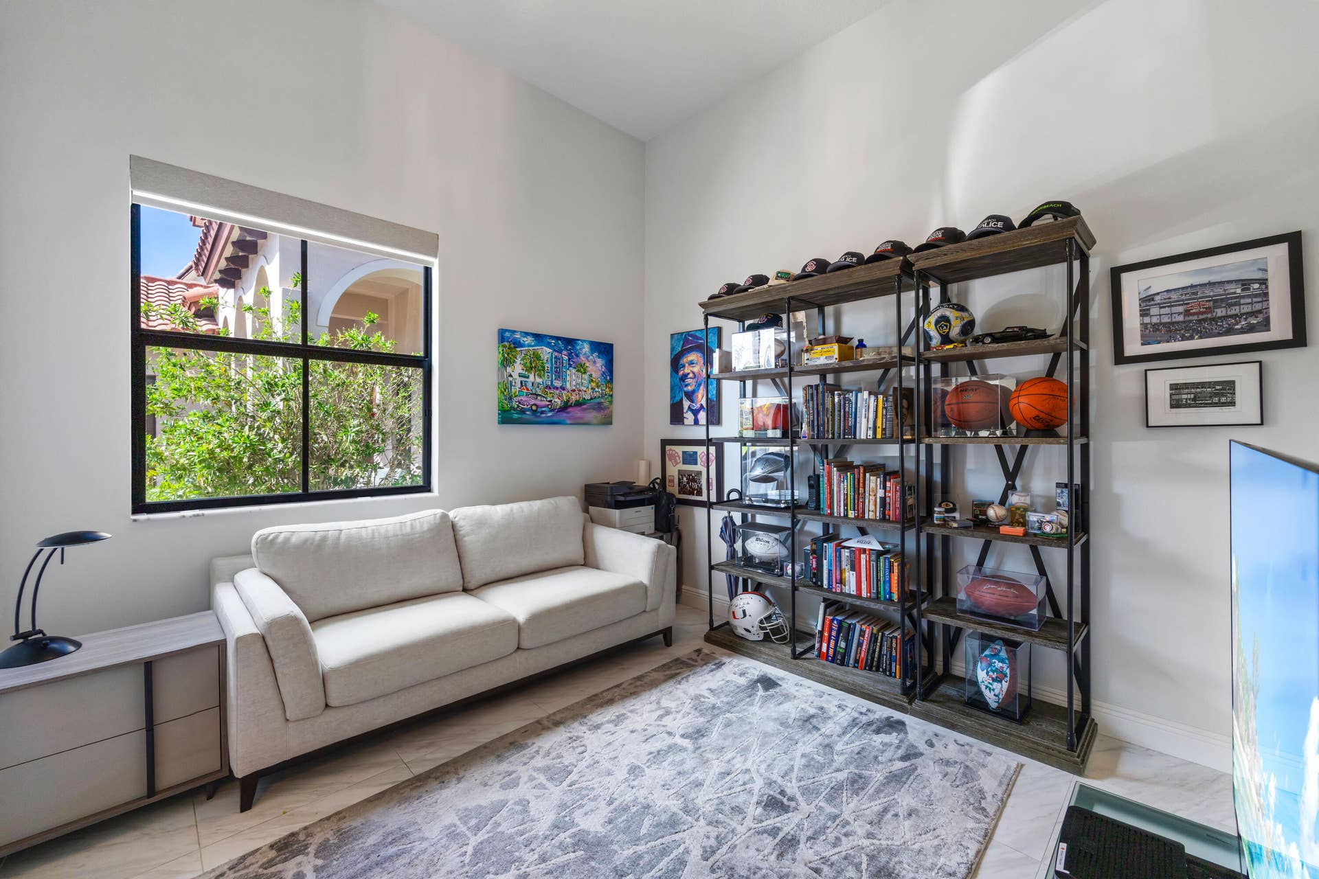 3644 BED 2 MAN CAVE
