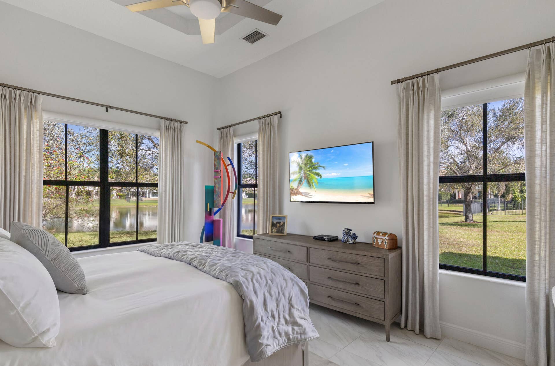 3644 BEST PRIMARY BED 3 WINDOWS