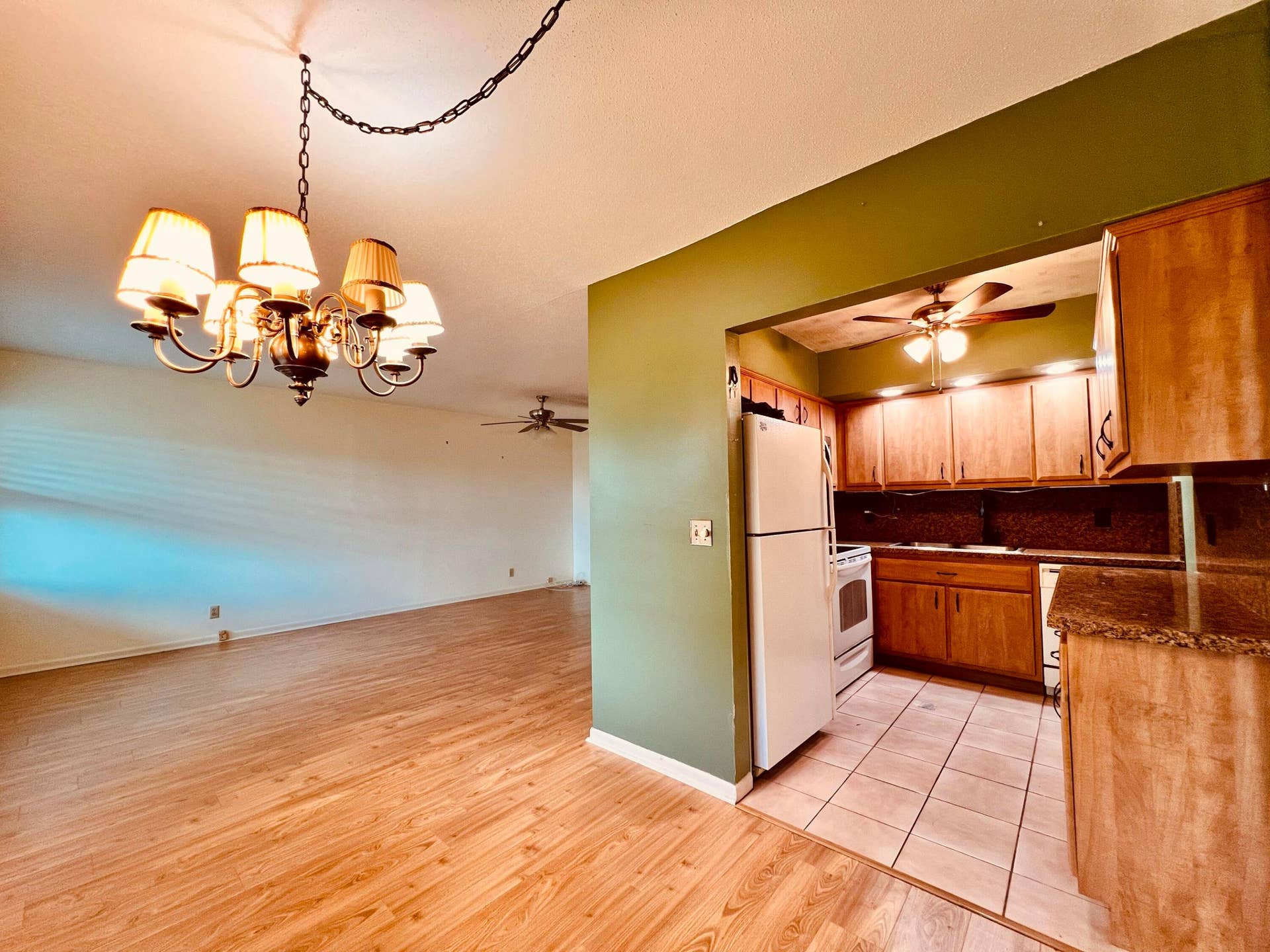 210 Easthampton I, West Palm Beach, FL 33417 Lovely & Well Priced Two Bedroom, One Full Bath in 55+ Century Village!