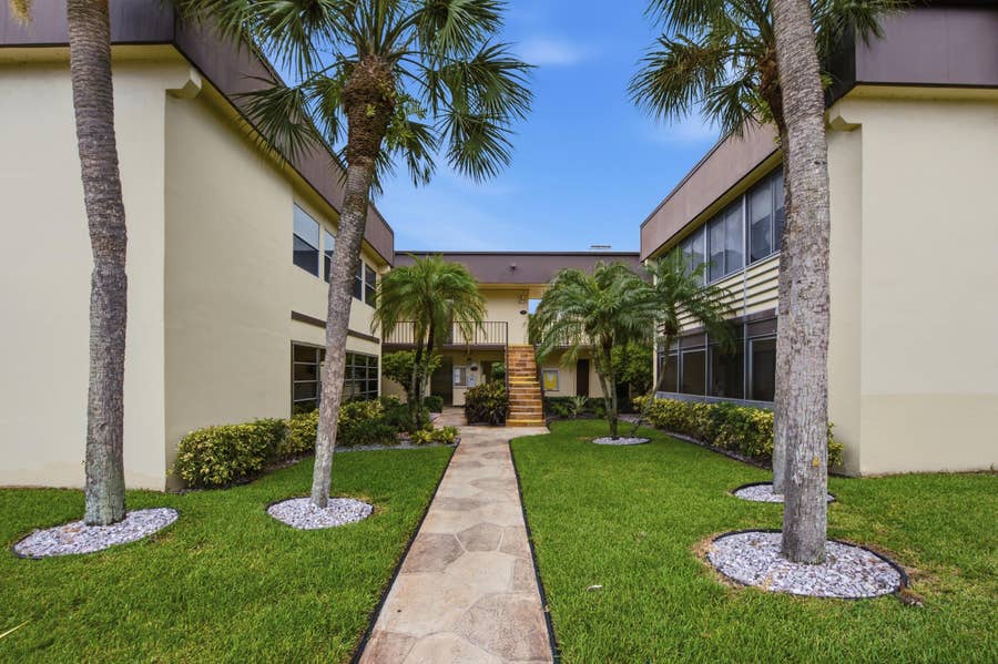 Property photo for 226 Capri E, Delray Beach, FL