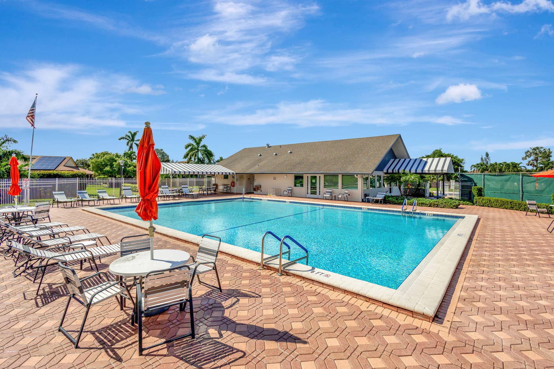 2833 SW 6th Street, Delray Beach, FL 33445 Woodlake Pool