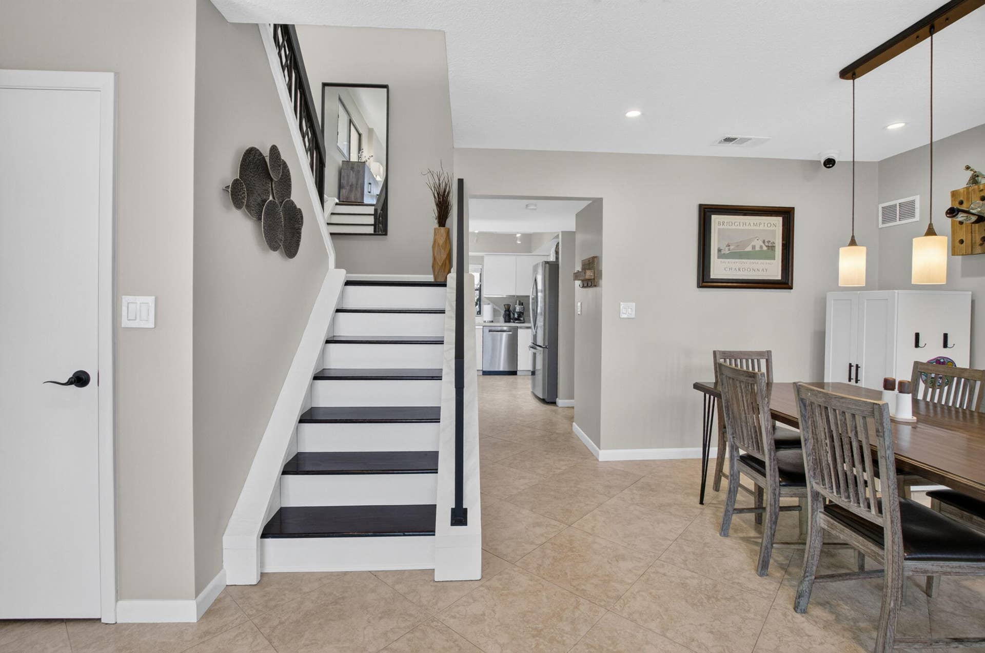 2833 SW 6th Street, Delray Beach, FL 33445 Dining - 2833 SW 6 St., Delray Bch