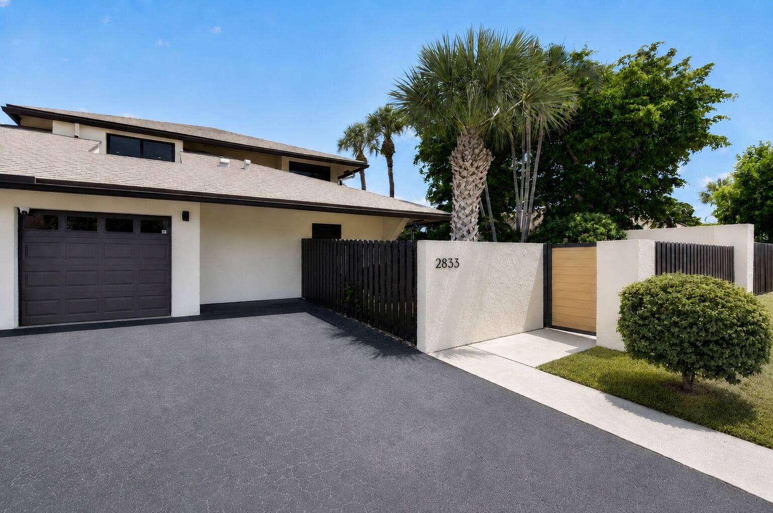2833 SW 6th Street, Delray Beach, FL 33445 Front - 2833 SW 6 St., Delray Beach, FL