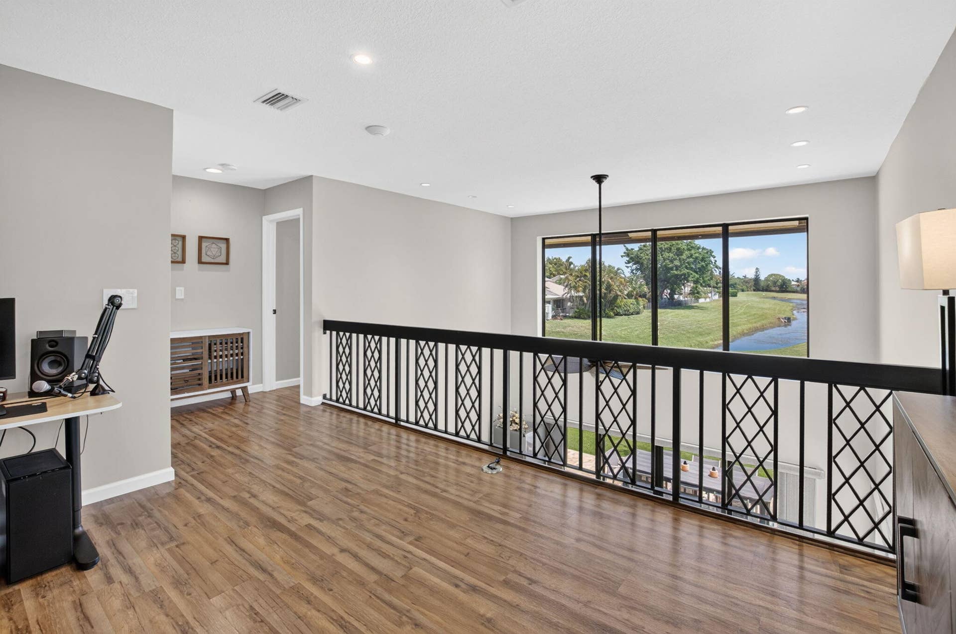 2833 SW 6th Street, Delray Beach, FL 33445 Loft View - 2833 SW 6 St., Delray Bch