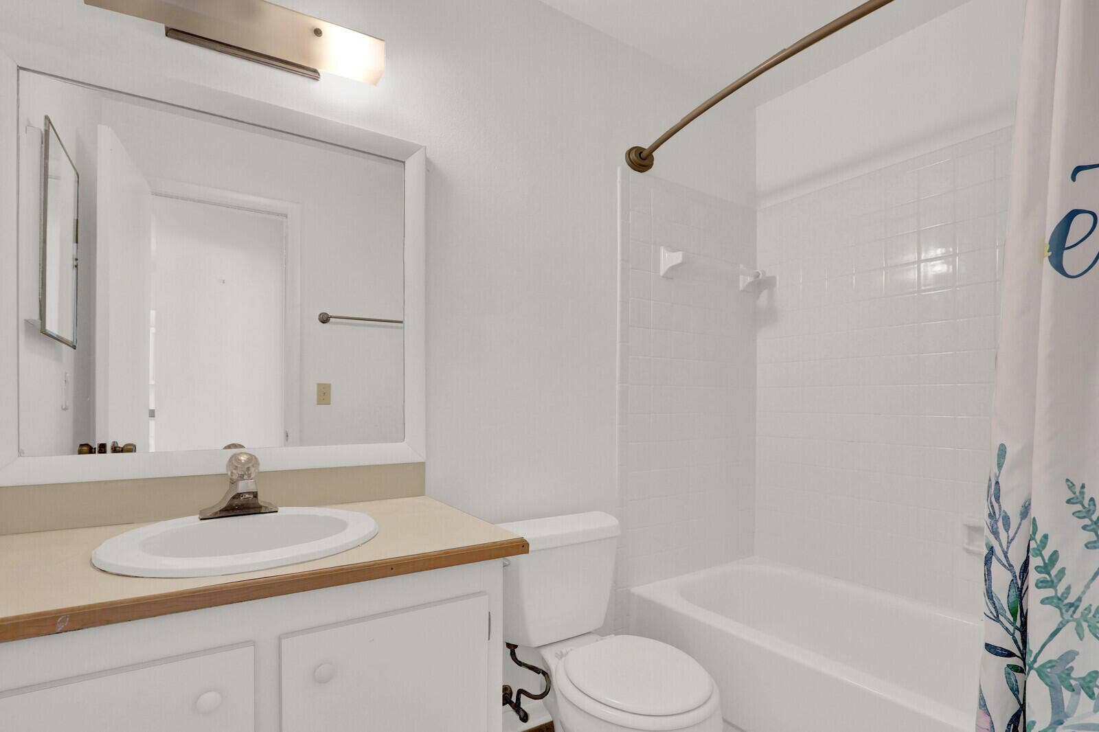 113 PINEWOOD Court, Jupiter, FL 33458 19_IMG_8016_mls