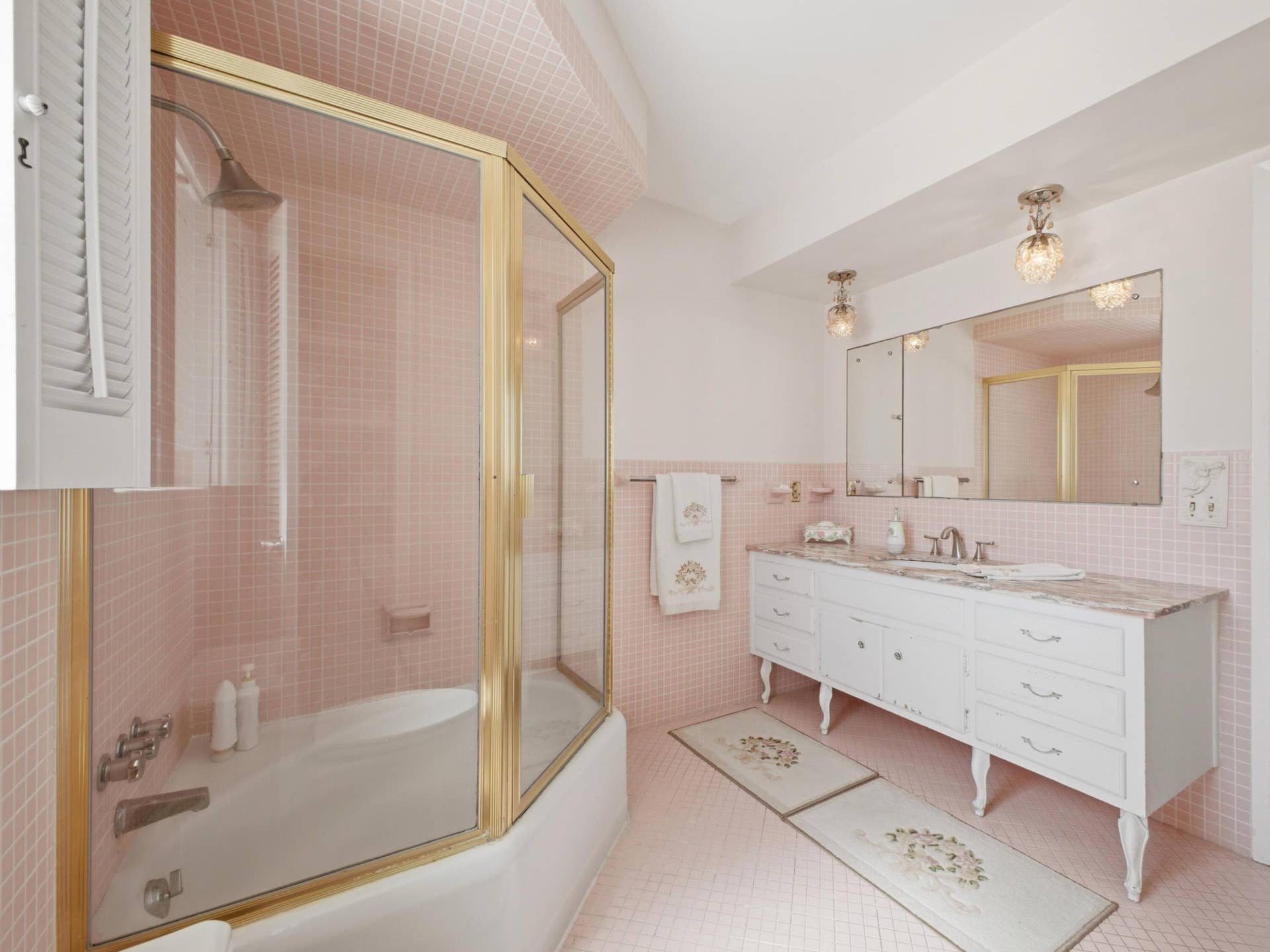 1735 N FORT LAUDERDALE BEACH Boulevard, Fort Lauderdale, FL 33305 Guest Bathroom 2