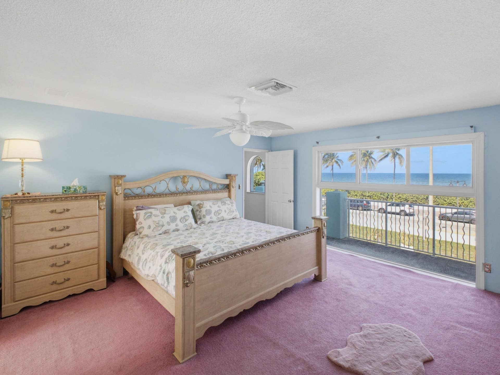 1735 N FORT LAUDERDALE BEACH Boulevard, Fort Lauderdale, FL 33305 Primary