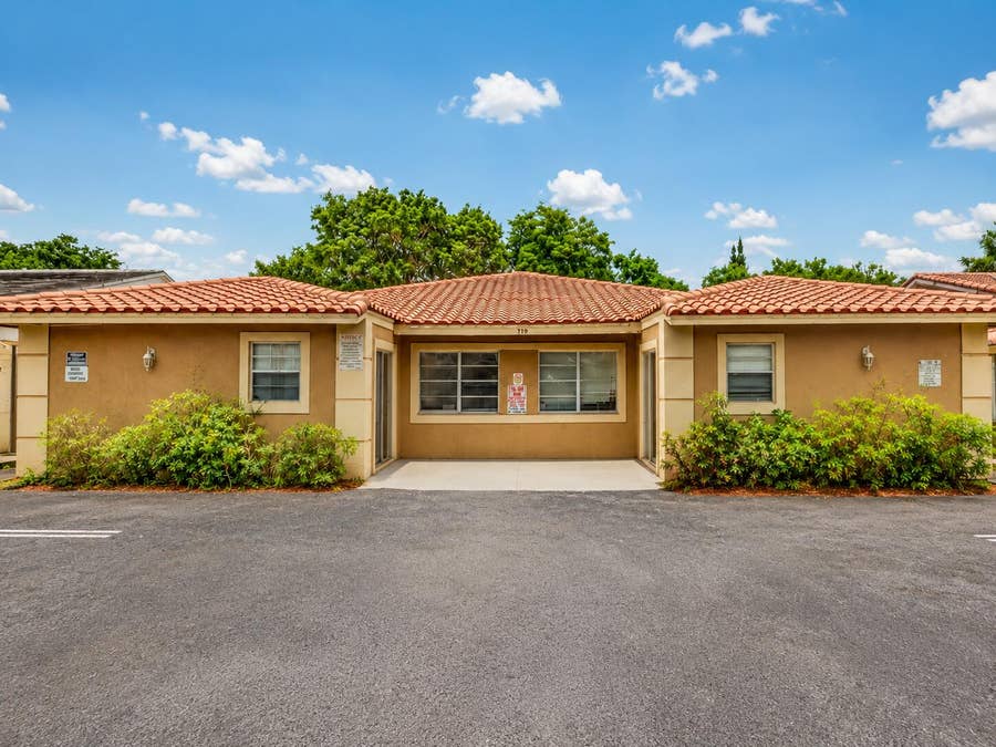 Property photo for 4125 WOODSIDE Drive, #4, Coral Springs, FL