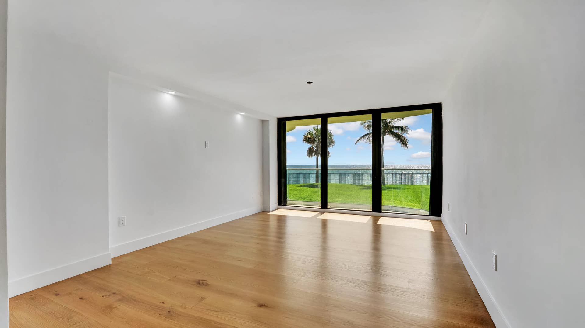 100 S Beach Road, #103, Jupiter, FL 33469 DSC04773