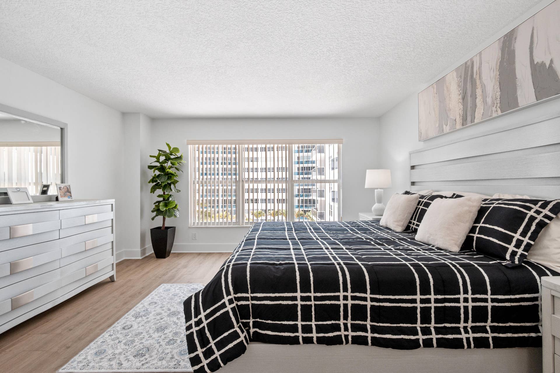 3500 Galt Ocean Drive, #404, Fort Lauderdale, FL 33308 Bedroom