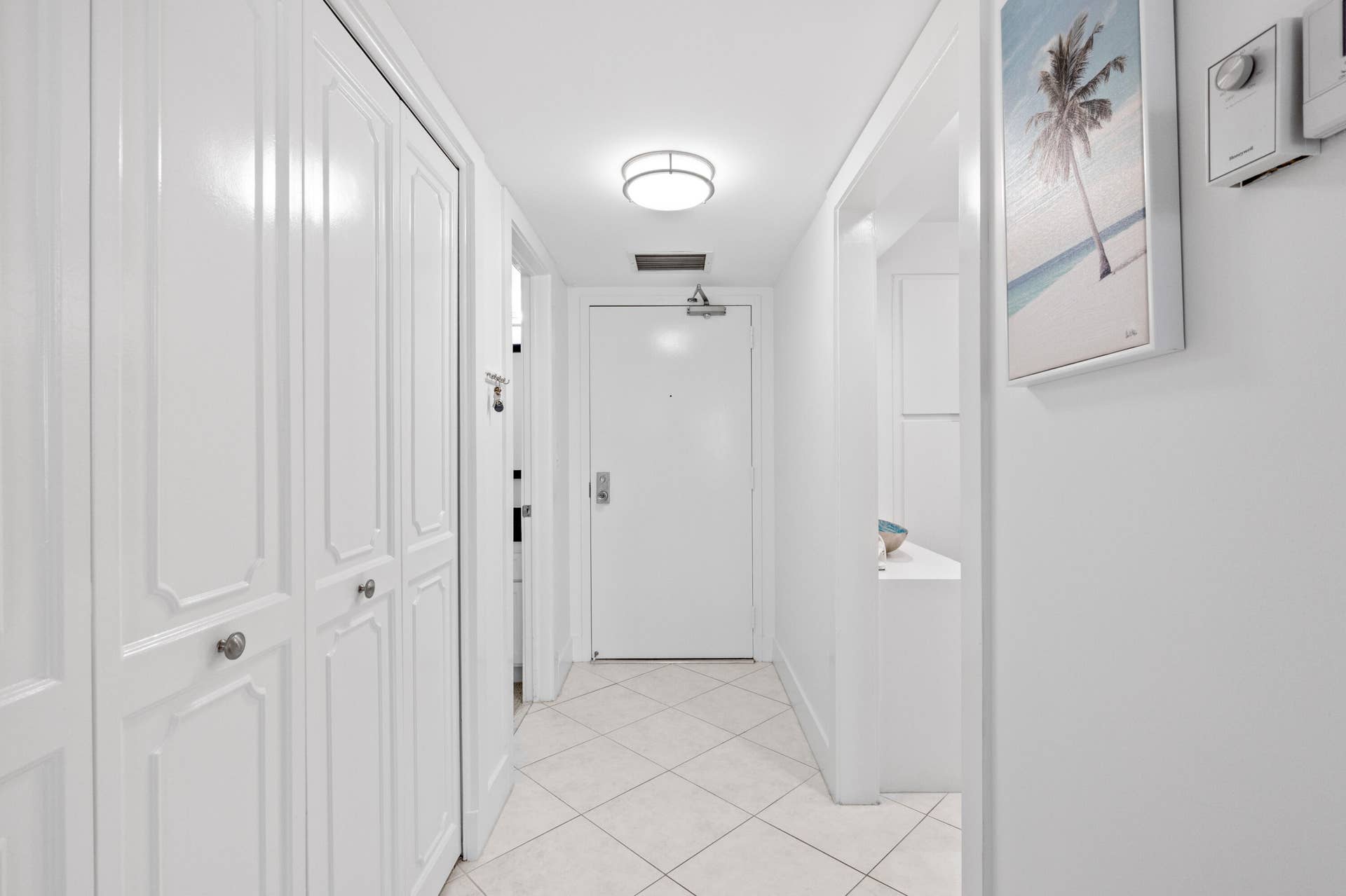 3500 Galt Ocean Drive, #404, Fort Lauderdale, FL 33308 entrance:hallway closet