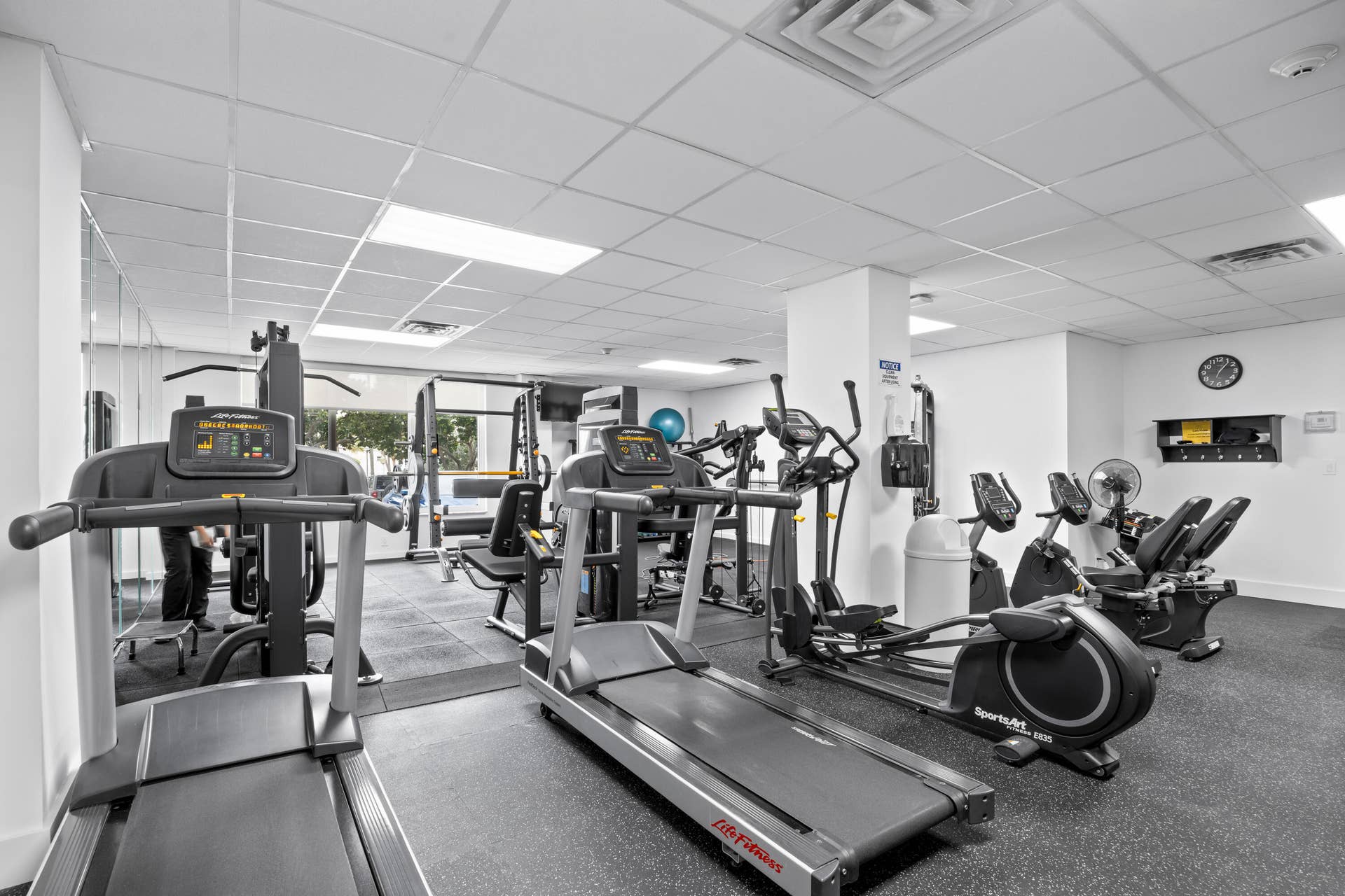 1 of 2 gyms