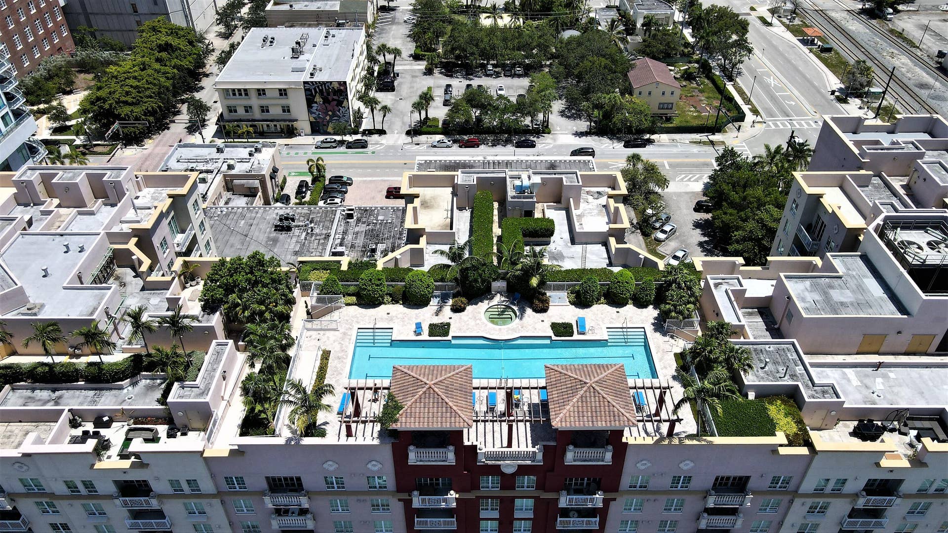 410 EVERNIA Street, #706, West Palm Beach, FL 33401 Aerial View of Rooftop