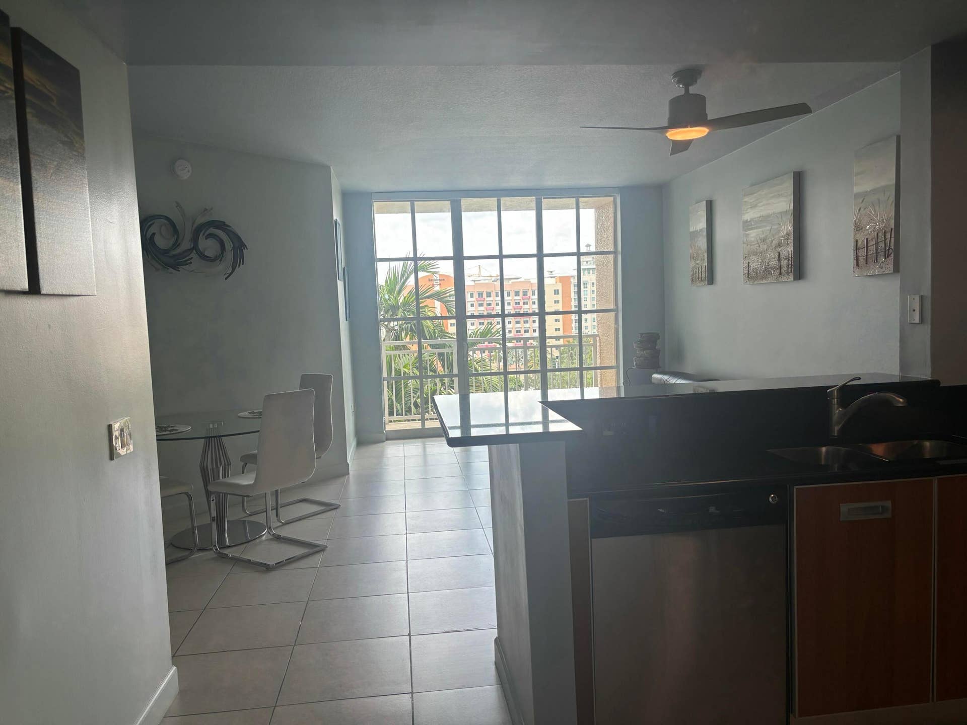 410 EVERNIA Street, #706, West Palm Beach, FL 33401 Entrance View