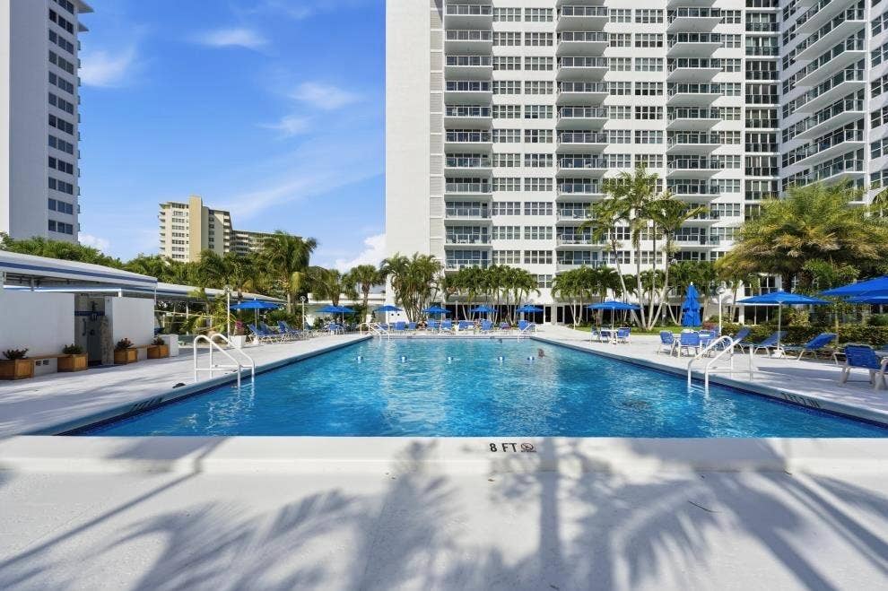 Heated Saltwater Pool
