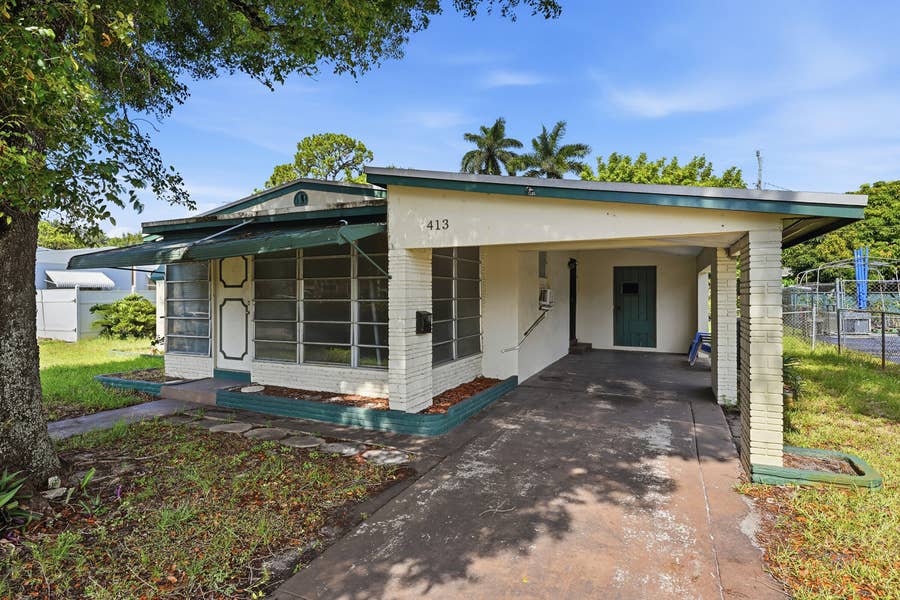 Property photo for 413 SW 24th Avenue, Fort Lauderdale, FL