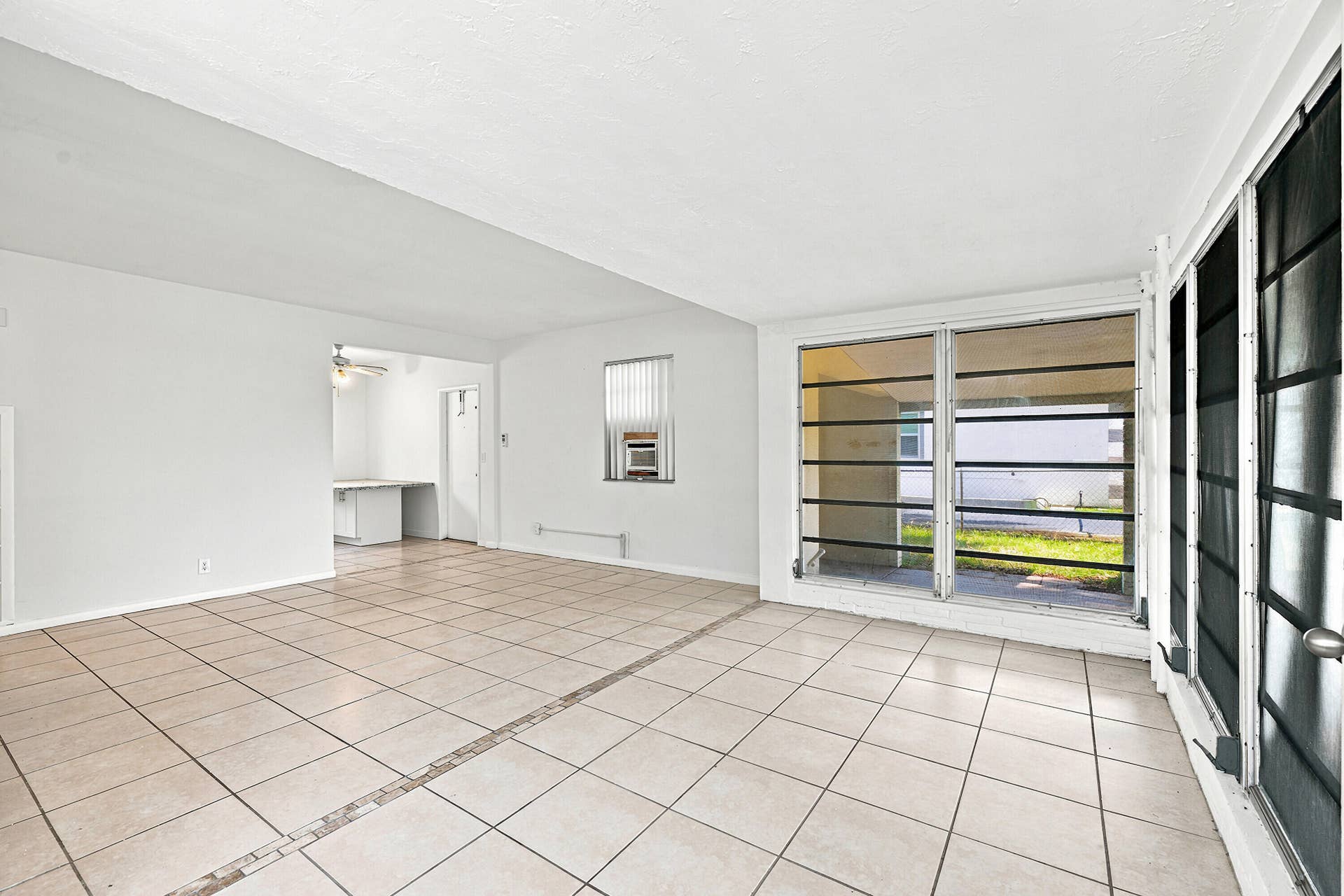 413 SW 24th Avenue, Fort Lauderdale, FL 33312 06_dsc_8545