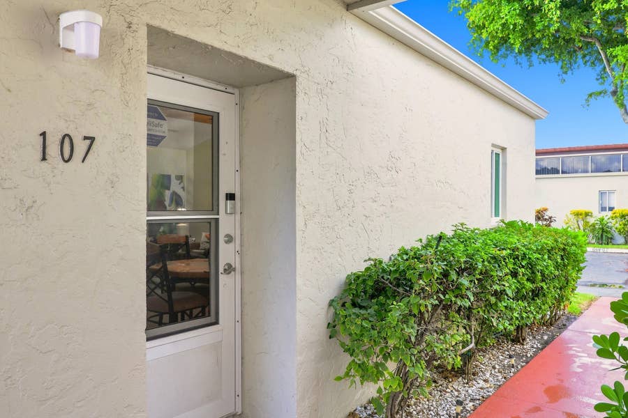 Property photo for 2532 Boundbrook Drive S, #107, Palm Springs, FL