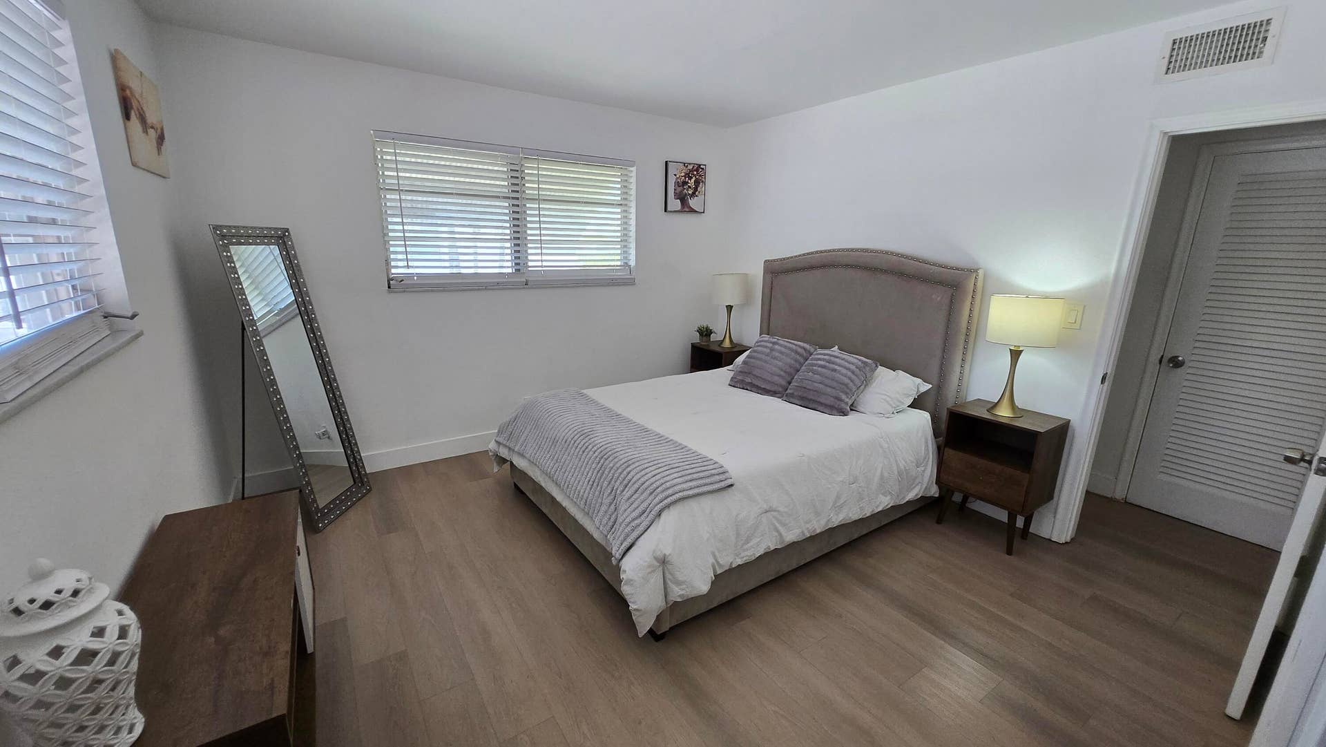 704 NE 8TH Street, #1, Hallandale Beach, FL 33009 20260622_141052
