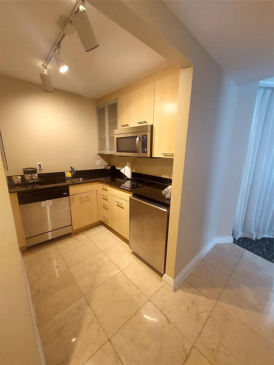 2670 E SUNRISE Boulevard, #301, Fort Lauderdale, FL 33304 Photo 19