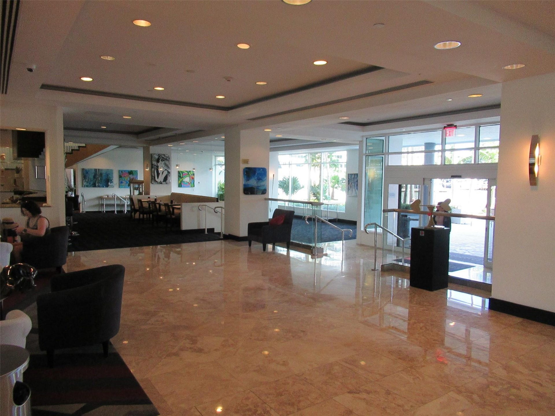 2670 E SUNRISE Boulevard, #301, Fort Lauderdale, FL 33304 Photo 4