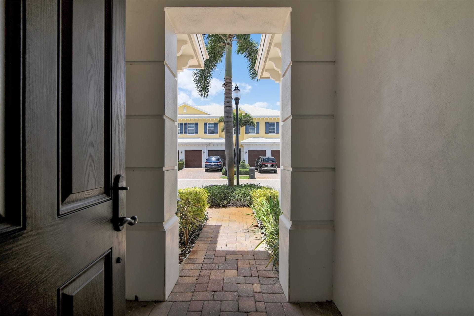 206 Mariner Court, North Palm Beach, FL 33408 Photo 9