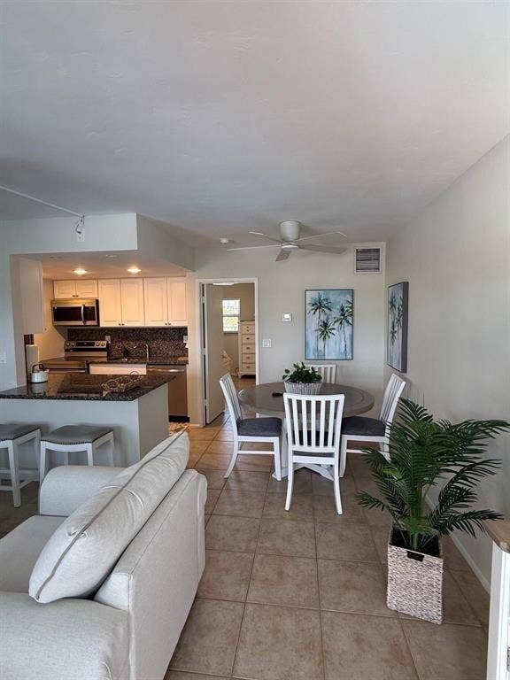 4658 BOUGAINVILLA Drive, #59, Lauderdale-By-The-Sea, Lauderdale By The Sea, FL 33308 schodowski17