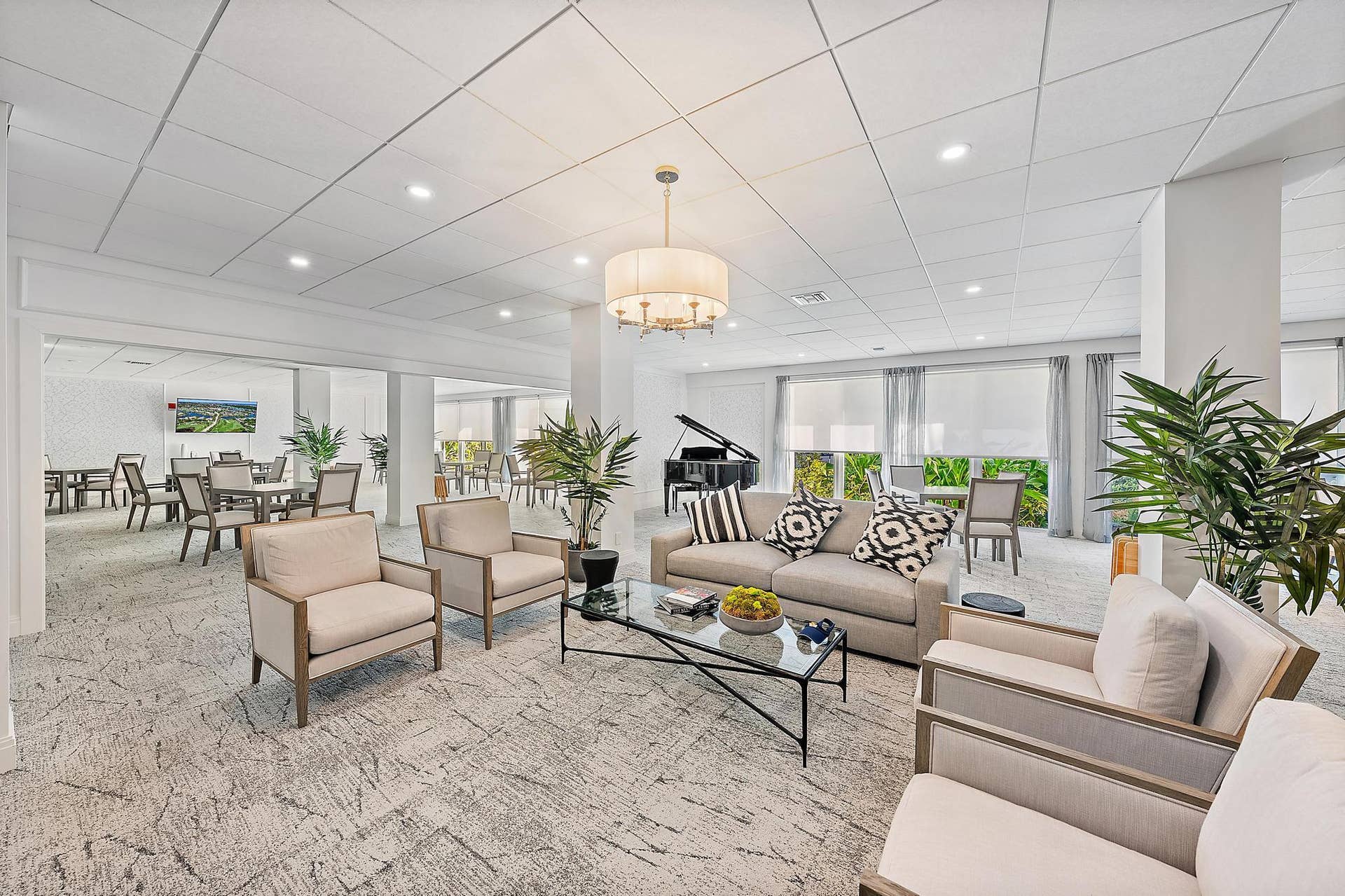 2295 S OCEAN Boulevard, #418, Palm Beach, FL 33480 lobby1