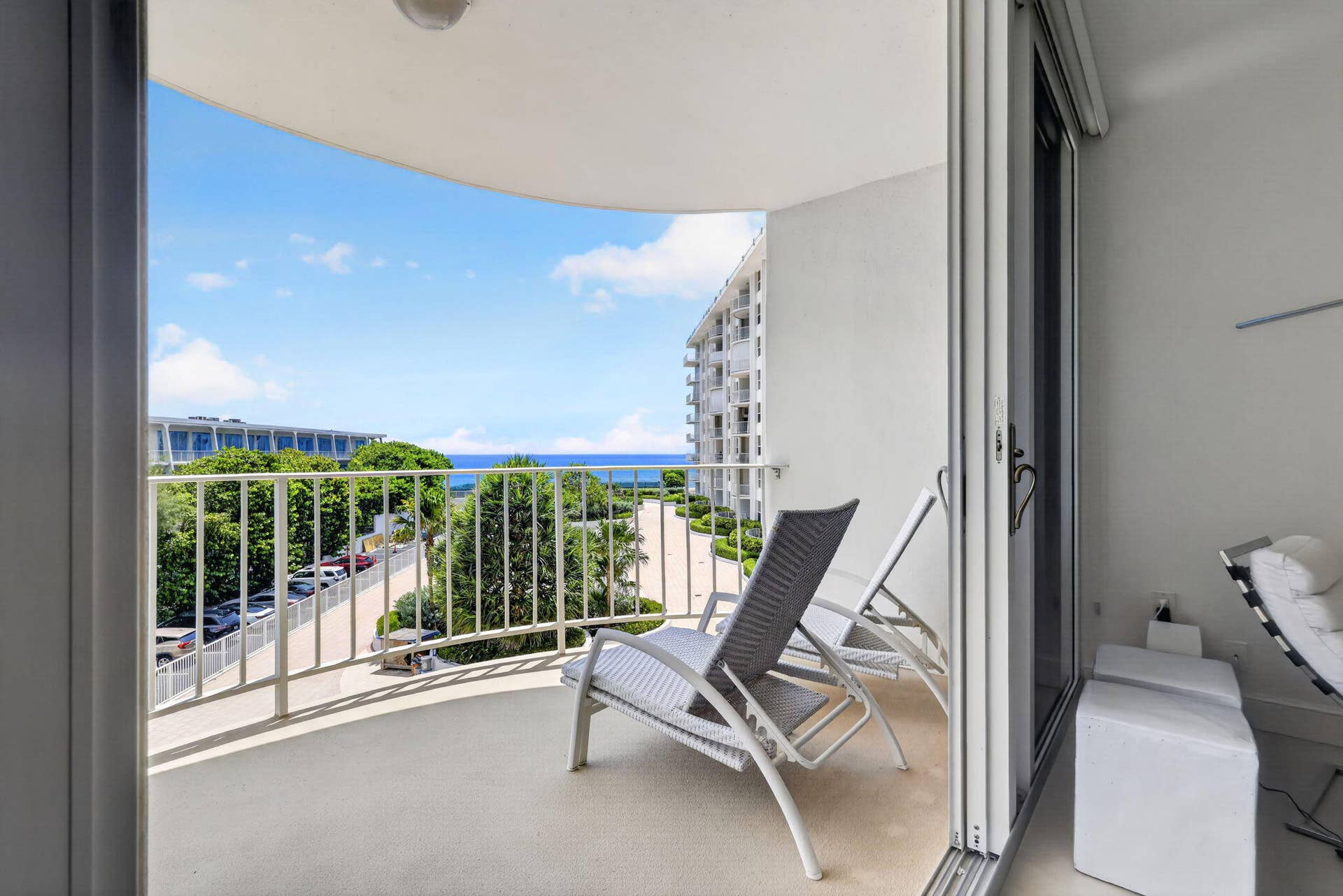 2295 S OCEAN Boulevard, #418, Palm Beach, FL 33480 balcony view