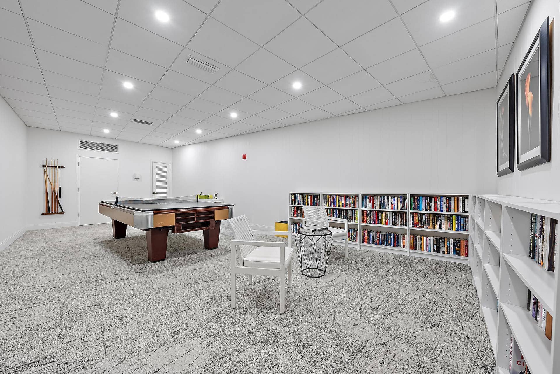 2295 S OCEAN Boulevard, #418, Palm Beach, FL 33480 library