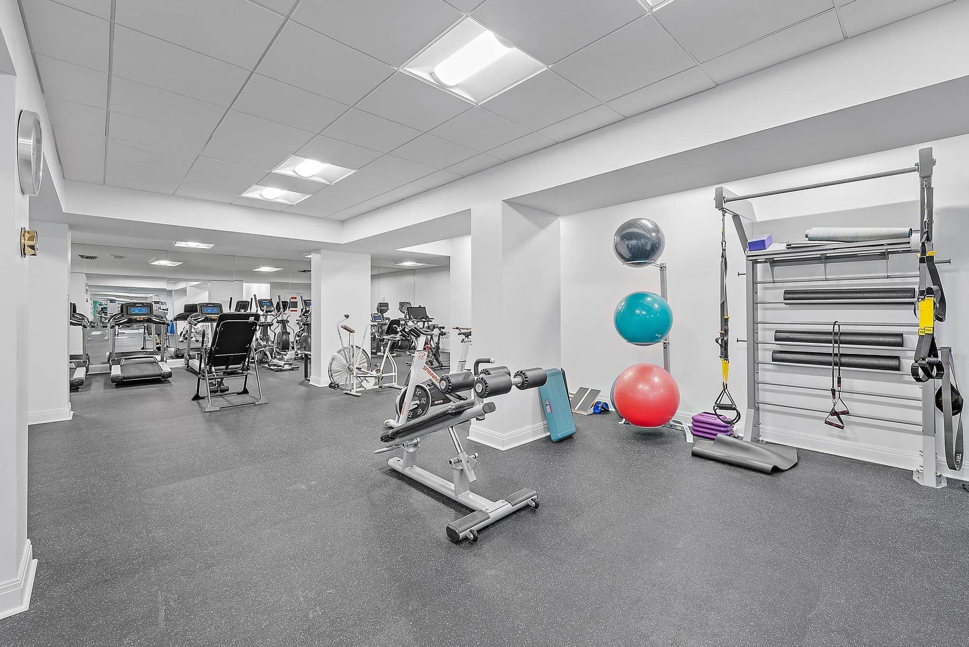 2295 S OCEAN Boulevard, #418, Palm Beach, FL 33480 gym