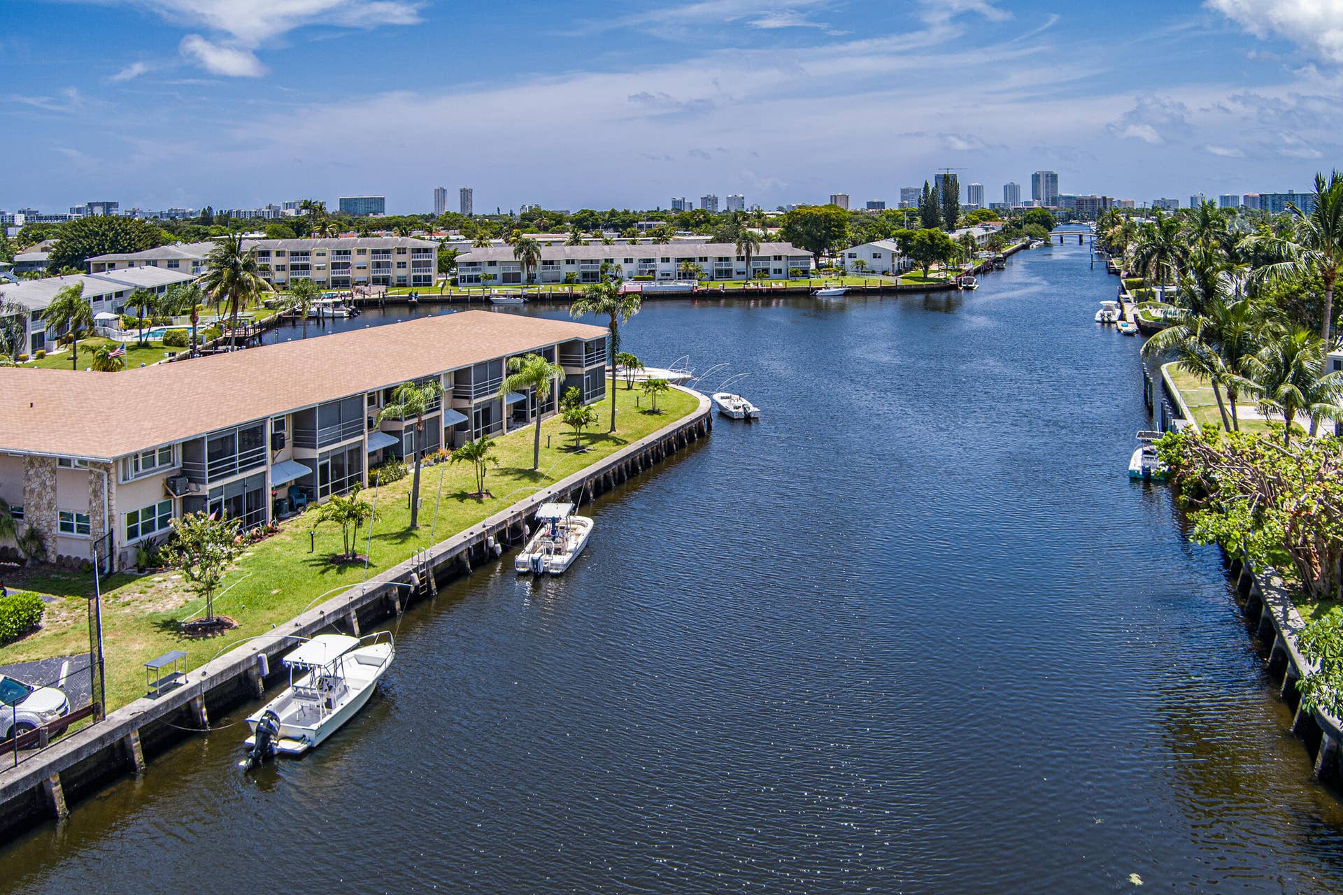 298 SE 6th Avenue, #18, Pompano Beach, FL 33060 Ocean access canal.