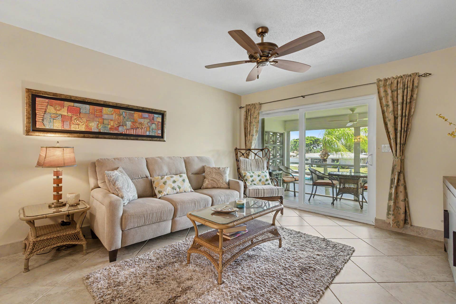 298 SE 6th Avenue, #18, Pompano Beach, FL 33060 298-35