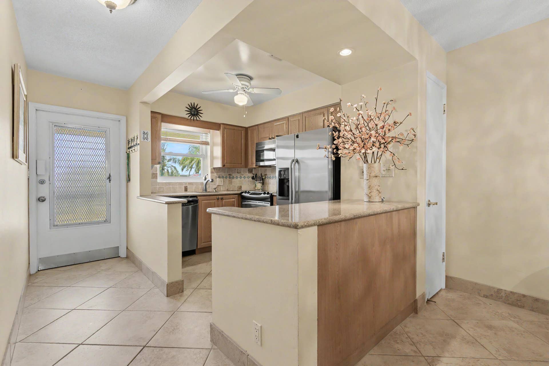 298 SE 6th Avenue, #18, Pompano Beach, FL 33060 298-30