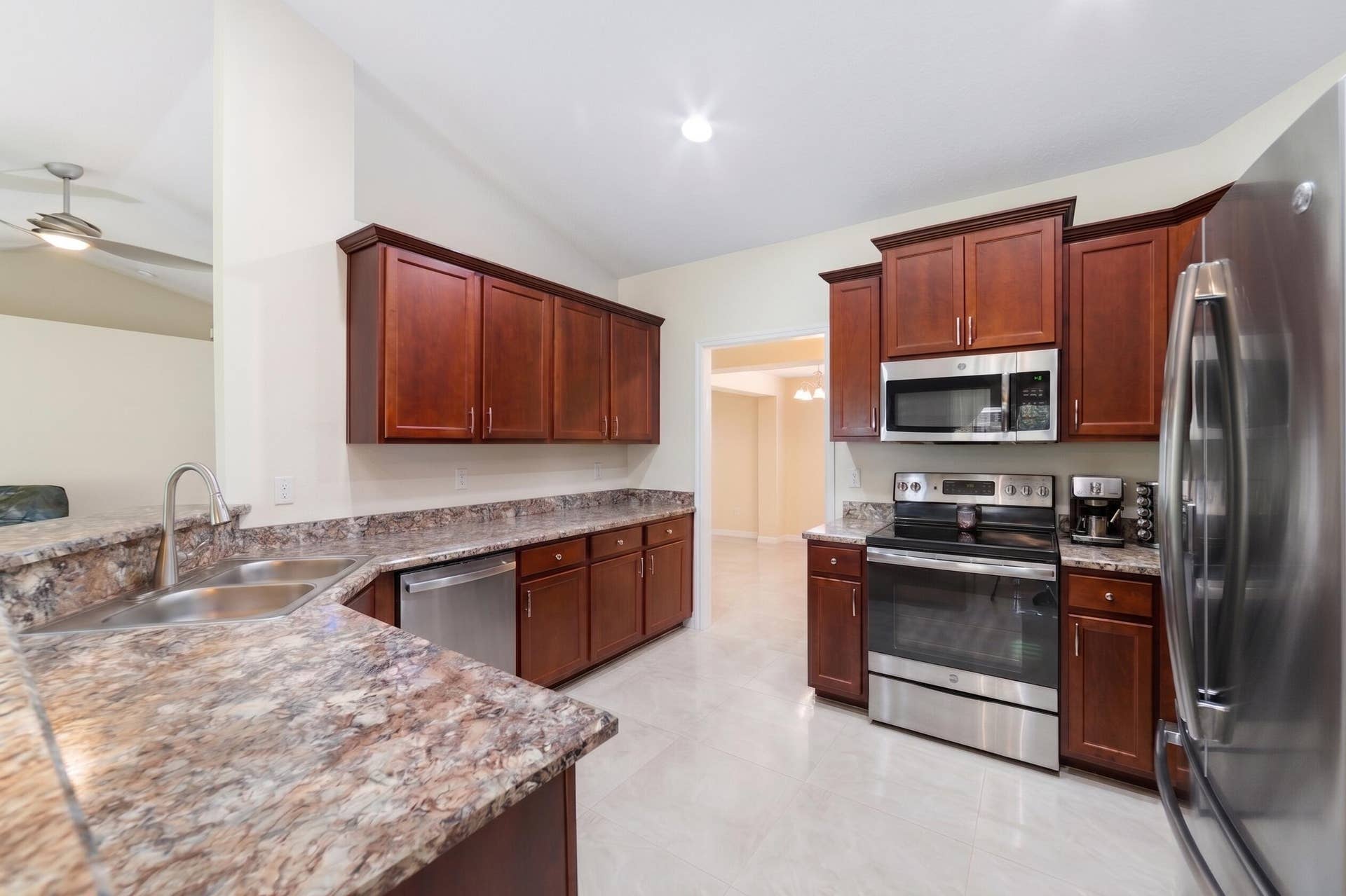 2601 SE Caladium Avenue, Port St Lucie, FL 34952 kitchen v2