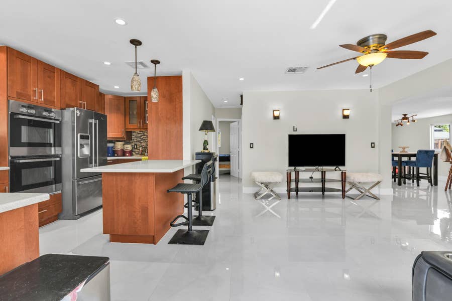 Property photo for 1218 SW 2ND Avenue, Pompano Beach, FL