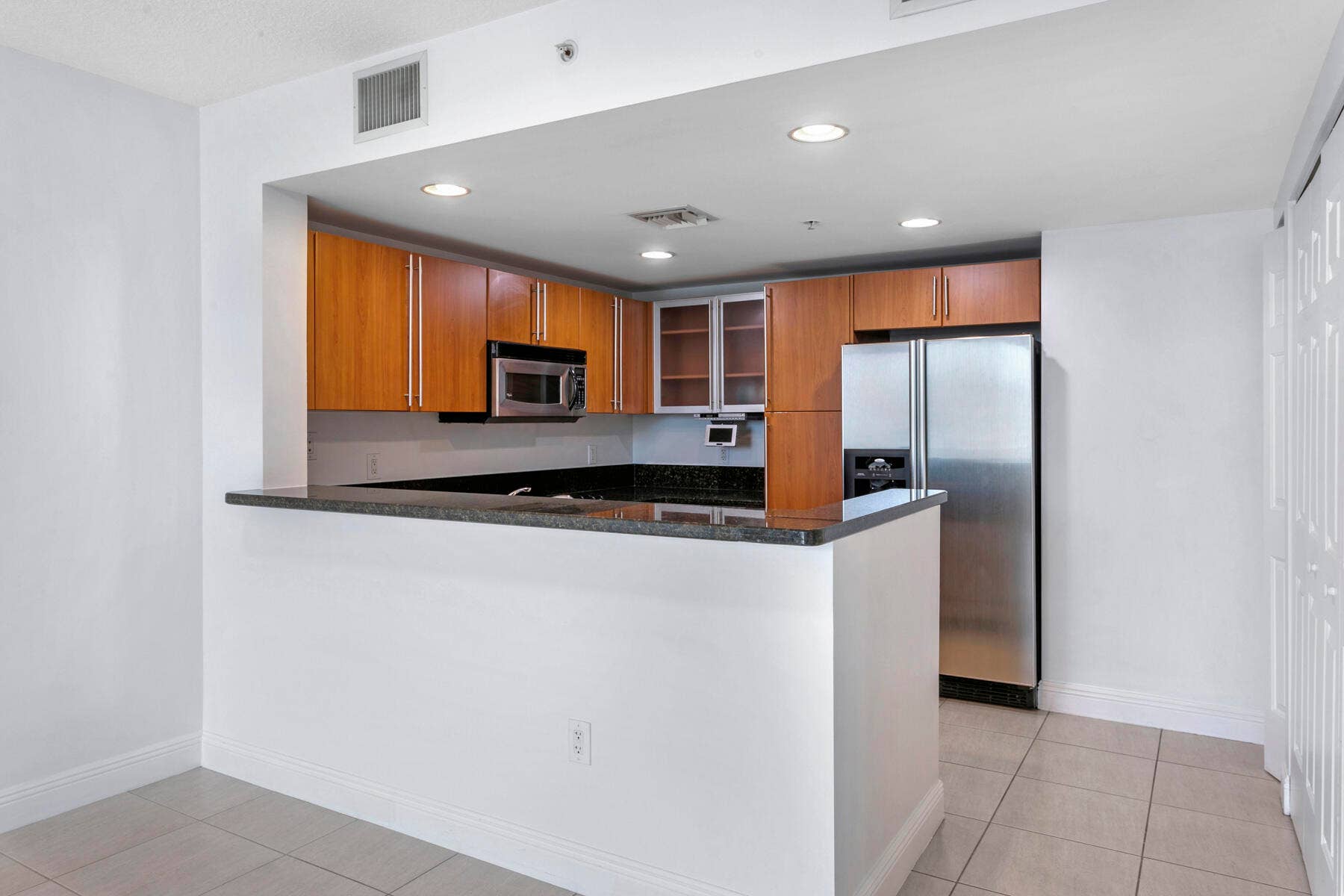 610 CLEMATIS Street, #418, West Palm Beach, FL 33401 610_Clematis-418_05_MLS